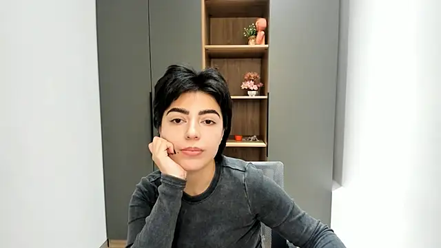 Snapshot of AnissaShyu chatting on 21, 10, 2025 AnissaShyu online show from 21, 10, 2025