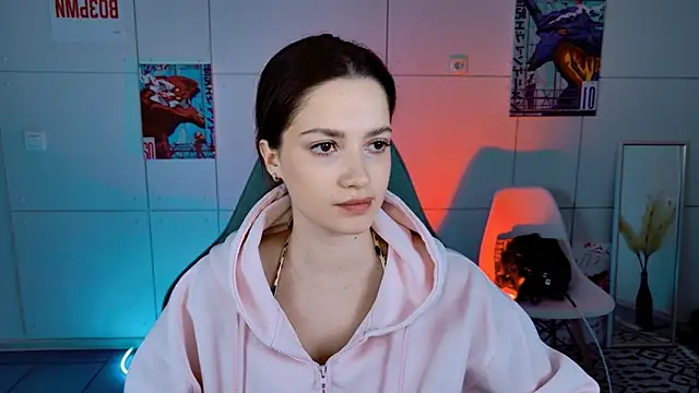 KiraVair online show from 28, 4, 2026