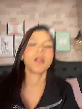 CherrySmirkXXX online show from 18, 5, 2026
