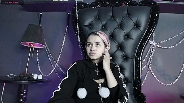 Navier   online show from 17, 4, 2026