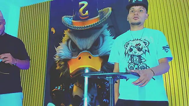 handsome boys22 online show from 1, 12, 2025