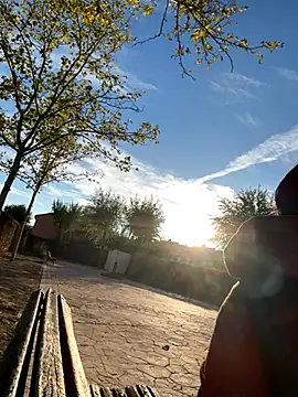 Snapshot of Milfs1982 chatting on 28, 10, 2025 Milfs1982 online show from 28, 10, 2025