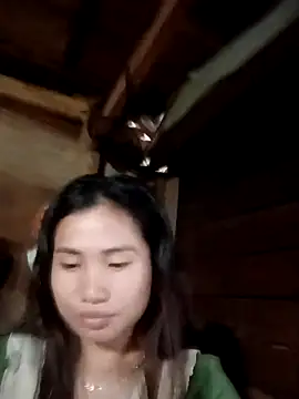 Snapshot of huhu-lele chatting on 20, 10, 2025 huhu-lele online show from 20, 10, 2025