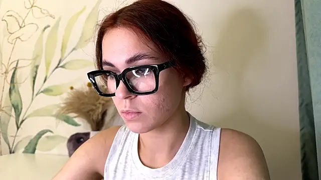 Snapshot of LunaAfrodita chatting on 3, 11, 2025 LunaAfrodita online show from 3, 11, 2025