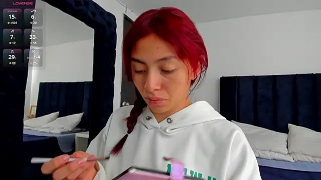 melanie roux   online show from 31, 3, 2026