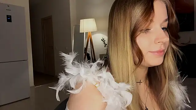 Snapshot of Babymoney_2007 chatting on 1, 11, 2025 Babymoney 2007 online show from 1, 11, 2025