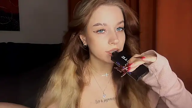 Snapshot of Babymoney_2007 chatting on 26, 10, 2025 Babymoney 2007 online show from 26, 10, 2025