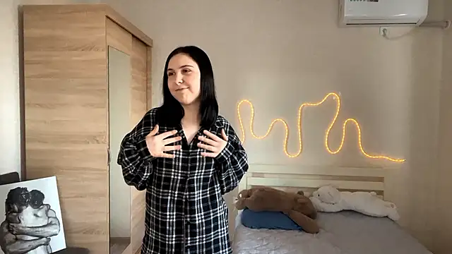 MyraLitterers online show from 2, 3, 2026