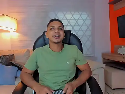 Snapshot of andy_stars_ chatting on 22, 10, 2025 andy stars online show from 22, 10, 2025