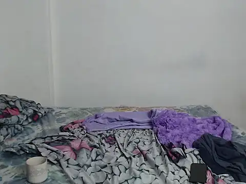  camila trans  online show from 1, 12, 2025