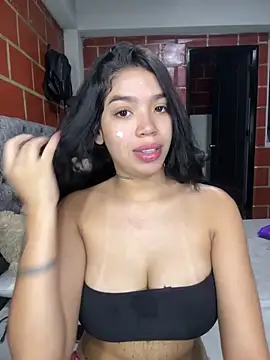 Snapshot of tifanymonroe chatting on 16, 5, 2026 tifanymonroe online show from 16, 5, 2026