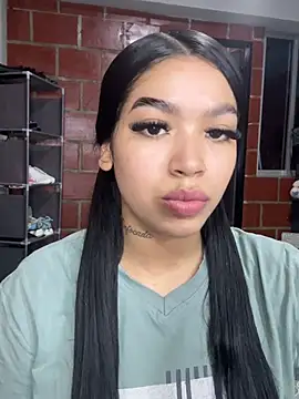 Snapshot of tifanymonroe chatting on 28, 5, 2026 tifanymonroe online show from 28, 5, 2026