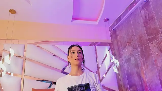 Catalina-Thompson online show from 4, 6, 2026