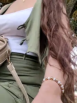 Catalina-Thompson online show from 5, 2, 2026