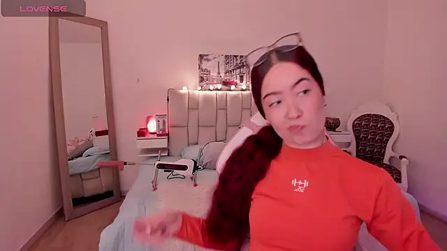 Amaraa couper1 online show from 18, 2, 2026