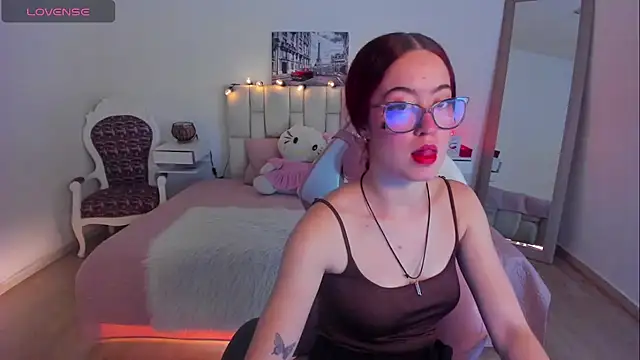 Amaraa couper1 online show from 31, 10, 2025