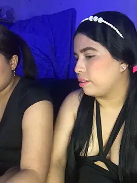 2moons full of love online show from 15, 11, 2025