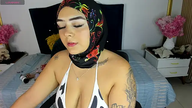 Inaya Khalifa online show from 6, 3, 2026