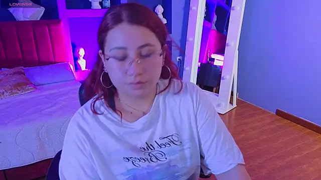 littlee red online show from 10, 3, 2026