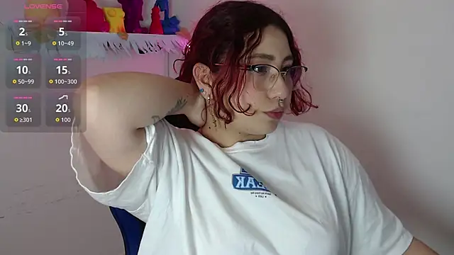 littlee red online show from 22, 11, 2025