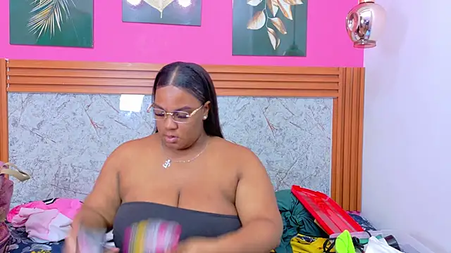 matureahomegirl online show from 20, 2, 2026