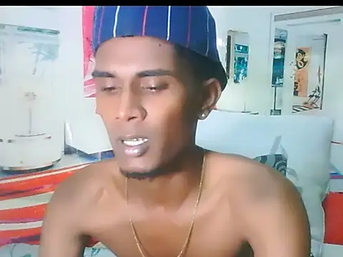 Snapshot of IndianThuggin chatting on 22, 10, 2025 IndianThuggin online show from 22, 10, 2025