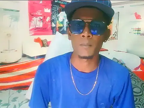 Snapshot of IndianThuggin chatting on 20, 10, 2025 IndianThuggin online show from 20, 10, 2025