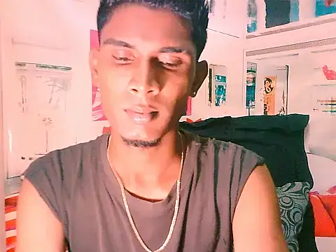 Snapshot of IndianThuggin chatting on 5, 11, 2025 IndianThuggin online show from 5, 11, 2025