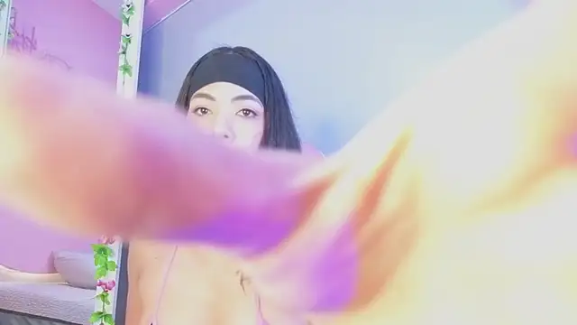 Snapshot of lulu_wonder chatting on 19, 5, 2026 lulu wonder online show from 19, 5, 2026