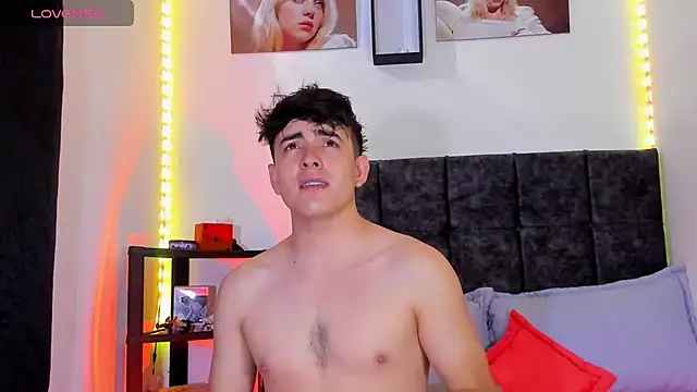 Snapshot of Theo_Noxxx chatting on 4, 12, 2025 Theo Noxxx online show from 4, 12, 2025