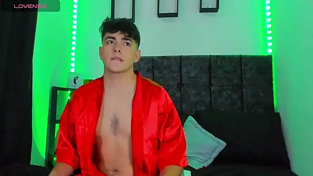 Snapshot of Theo_Noxxx chatting on 26, 11, 2025 Theo Noxxx online show from 26, 11, 2025