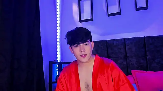 Snapshot of Theo_Noxxx chatting on 2, 11, 2025 Theo Noxxx online show from 2, 11, 2025