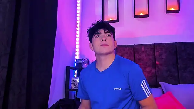 Snapshot of Theo_Noxxx chatting on 30, 10, 2025 Theo Noxxx online show from 30, 10, 2025