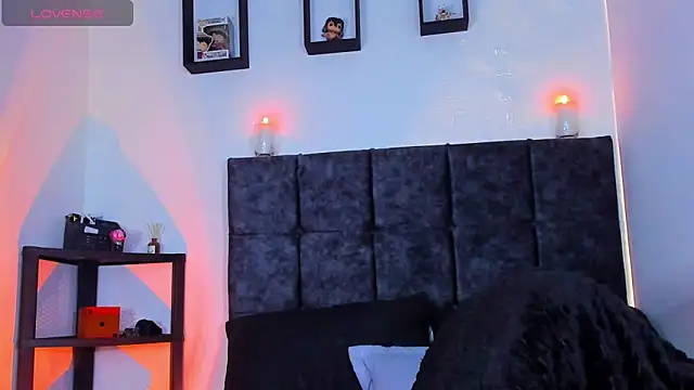 Snapshot of Theo_Noxxx chatting on 21, 10, 2025 Theo Noxxx online show from 21, 10, 2025