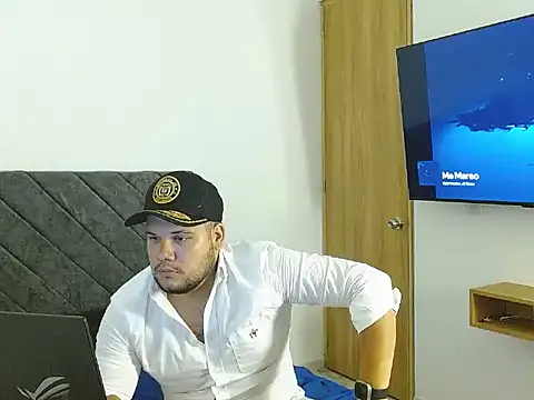 Snapshot of Rafael14_ chatting on 20, 10, 2025 Rafael14 online show from 20, 10, 2025