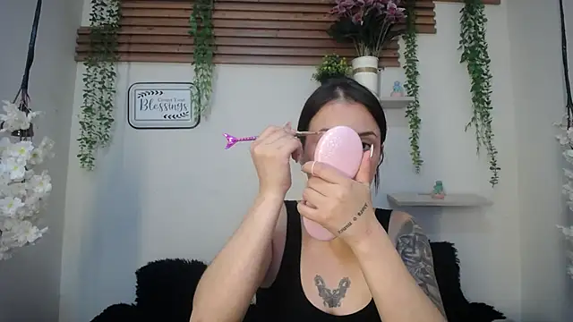 Emma sweet hot online show from 31, 3, 2026