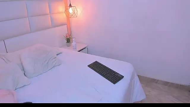 Sofia clk online show from 14, 4, 2026