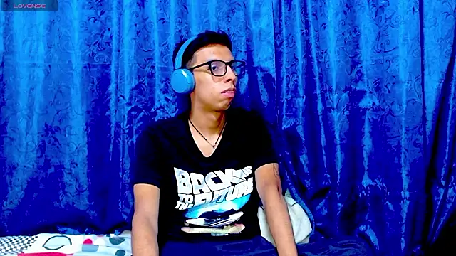 DavTwink3100 online show from 25, 2, 2026