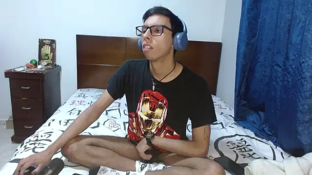 DavTwink3100 online show from 6, 1, 2026