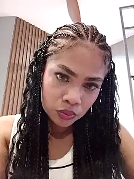 Snapshot of LorenaVarga chatting on 18, 7, 2026 LorenaVarga online show from 18, 7, 2026