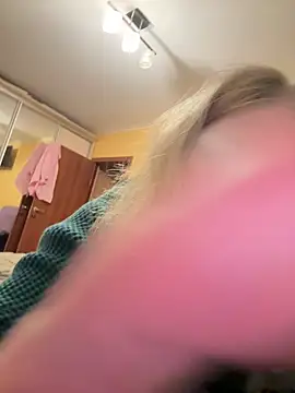 Amelia-Diamond online show from 28, 11, 2025