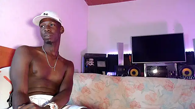 Snapshot of Black_Paradice chatting on 6, 11, 2025 Black Paradice online show from 6, 11, 2025