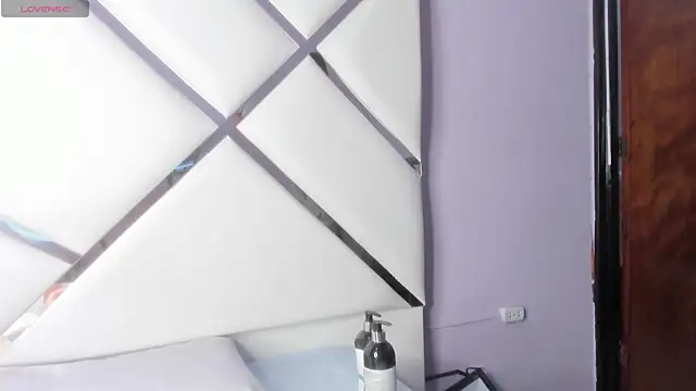 Emiliano Reyes online show from 13, 1, 2026