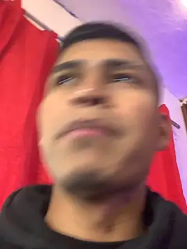 Snapshot of Emiliano_Reyes chatting on 17, 7, 2026 Emiliano Reyes online show from 17, 7, 2026