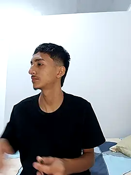 Snapshot of Iam_Delirio chatting on 18, 10, 2025 Iam Delirio online show from 18, 10, 2025