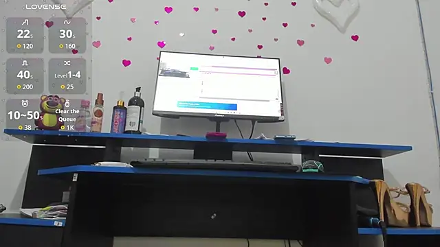 Snapshot of roxy_rebel chatting on 25, 4, 2026 roxy rebel online show from 25, 4, 2026