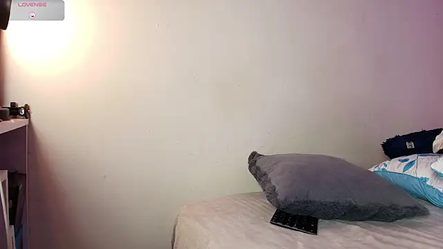 Maddisson quenn05 online show from 3, 12, 2025