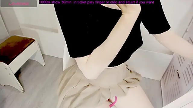 mimi babyyy online show from 1, 6, 2026