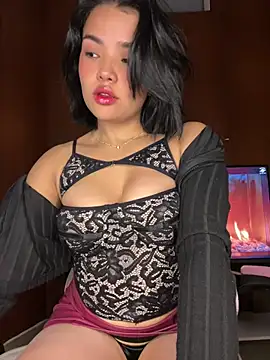 Chloe Mullerr online show from 22, 2, 2026