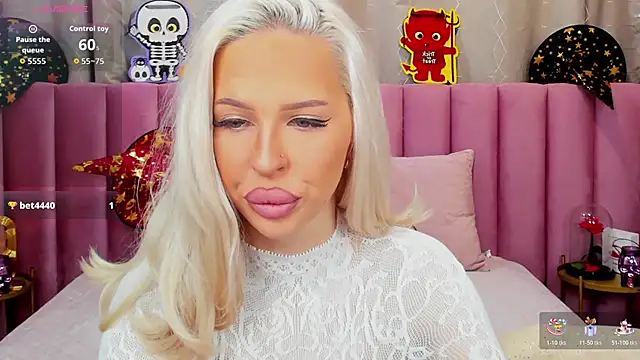 KailaCrystall online show from 2, 11, 2025